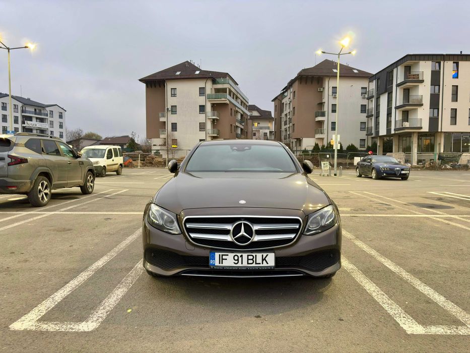 Mercedes-Benz W213 E-Class 220d Avantgarde