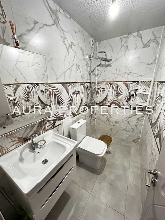 Дава се под наем Тристаен апартамент в Разград, Стефан Караджа - 75 кв.м за 357 € - Снимка #8