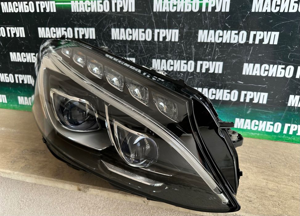 Фар far десен фарове LED за Мерцедес Mercedes C-класа W205,USA