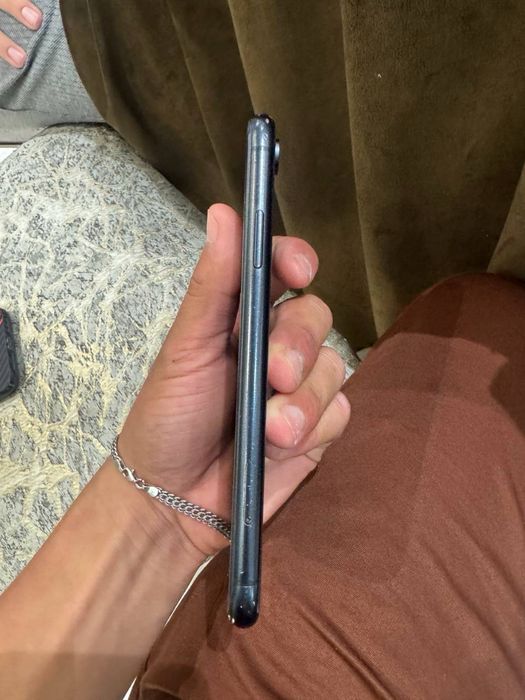 iphone xr ideal.