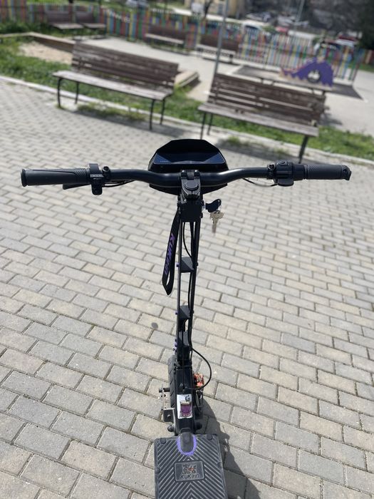 Електрическа тротинетка KuKirin G4 2024
