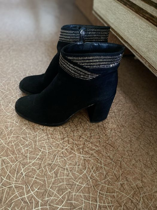 Сапоги весна -осень новые