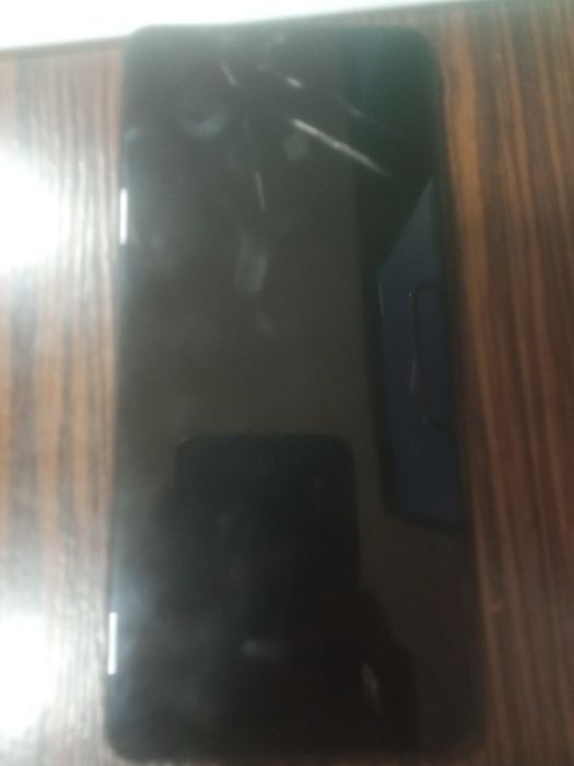 Vivo Y27s экран чуть Сломон