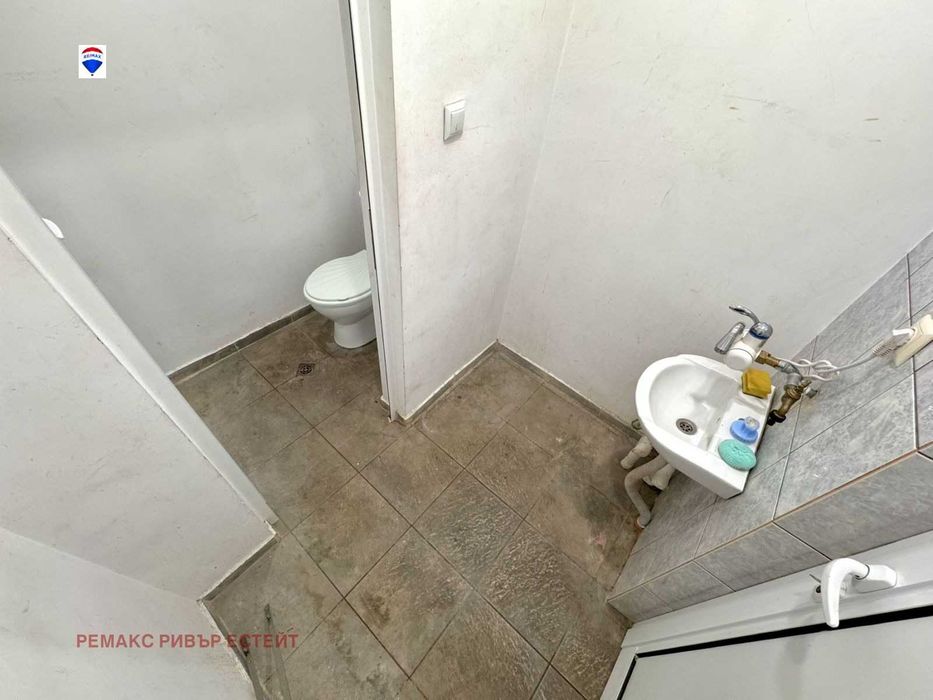 Търговски обект/ магазин под наем Кооперативен пазар, гр. Русе