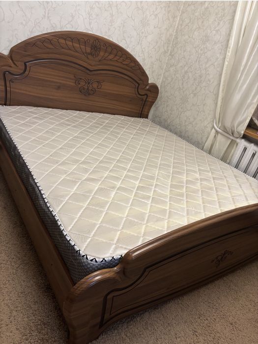 Кровать 180*200 Беларусь + 2 тумбочки