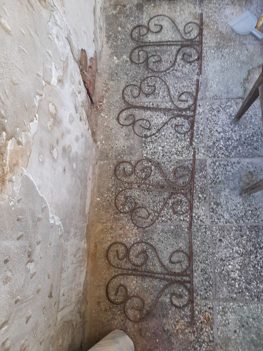 Арматурни орнаменти,стари подкови и подкова закачалка