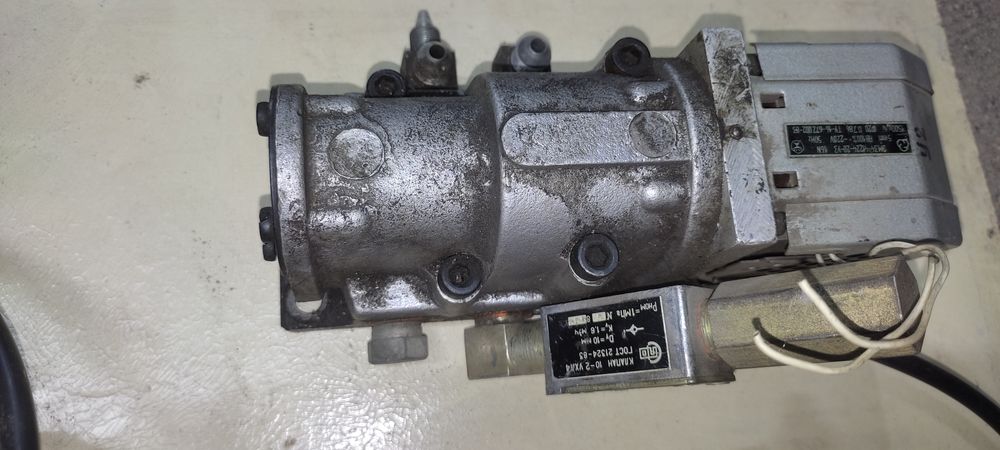 пневмораспределитель в64-24м 220в