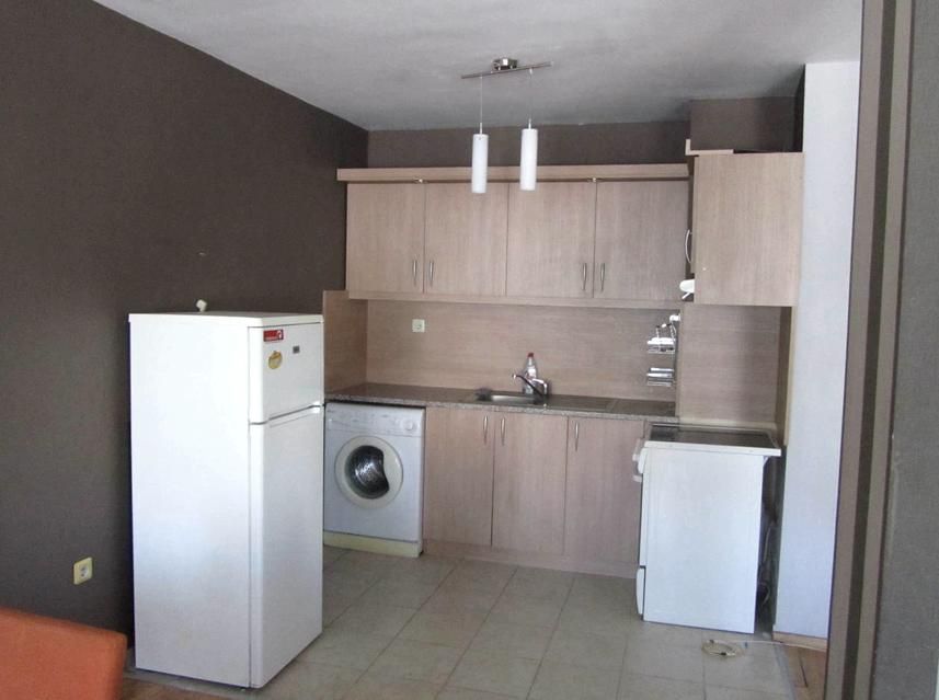 Дава се под наем Двустаен апартамент в Пловдив, Кършияка - 105 кв.м за 500 € - Снимка #2