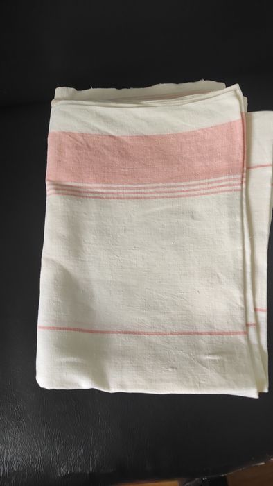 Льняные простыни,две штуки