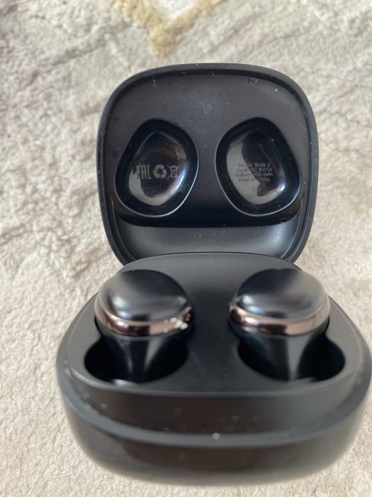 Продам наушники iOTO