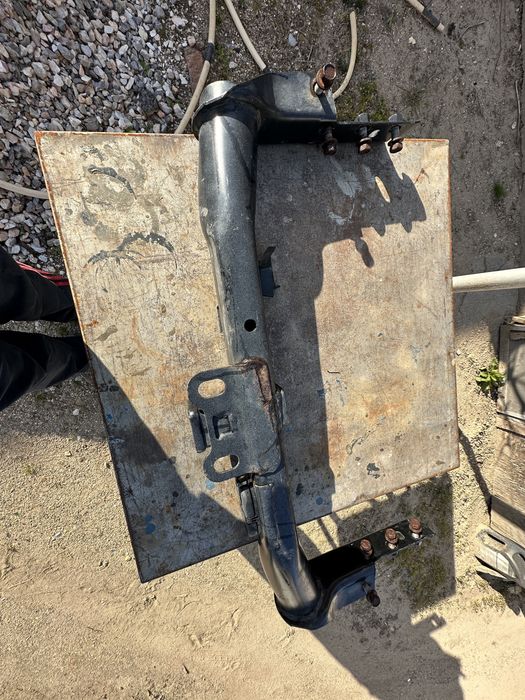 Оригинален теглич за Jeep Grand Cherokee WK2