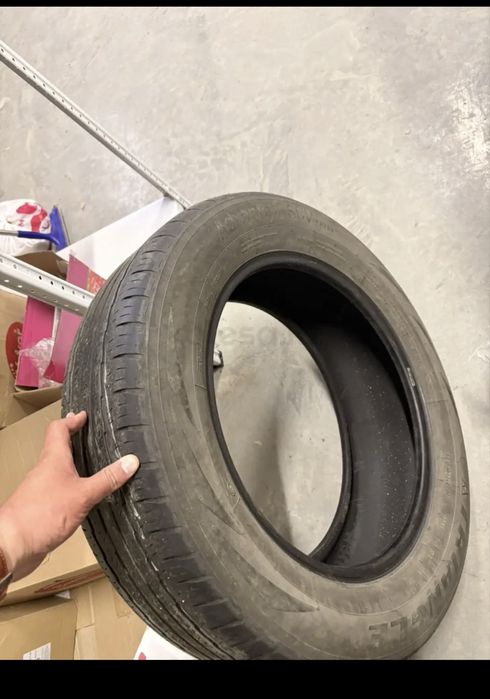 Продам Шины R18/60/235
