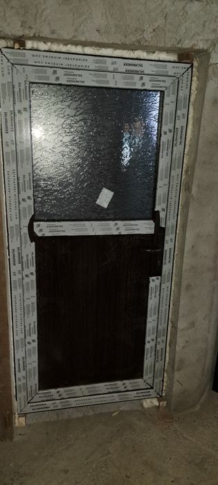 Termopane Salamander și Rehau