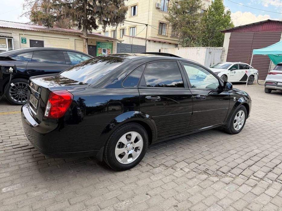 Chevrolet Jentra
