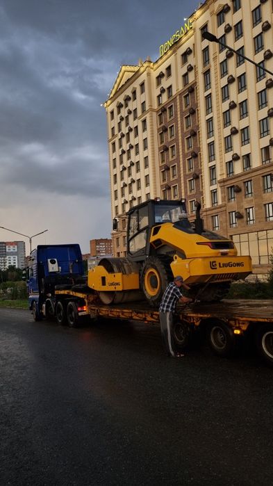 Виброкаток/ каток грунтовый услуги