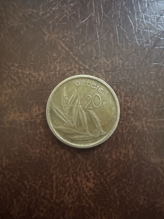 Монета продайотся