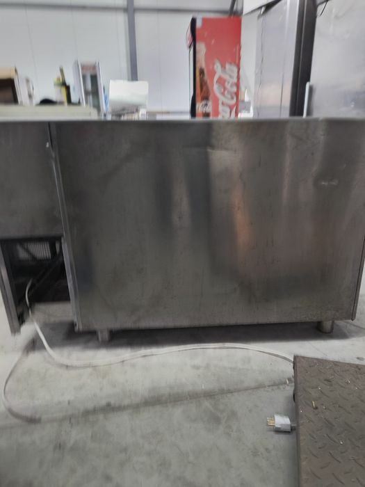 -- 16 -- 20 - Хладилна маса.