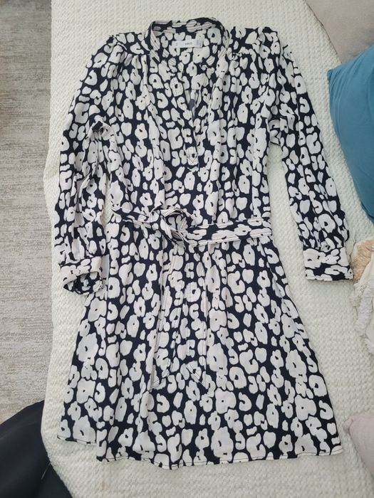 Платья Mango, Lichi по 2000 тг, в отличном состоянии