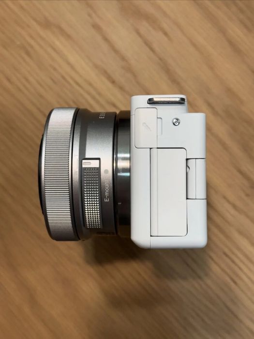 Фотоаппарат Sony ZV E10 4K