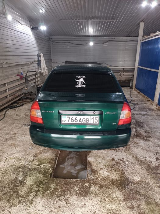 Продам машину Hyundai Accent