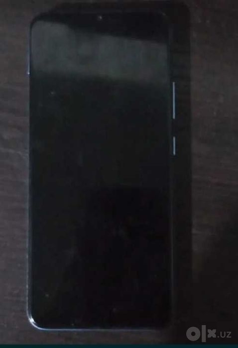 Realmi c21 b/u zoʻr otpecatka ishlidi