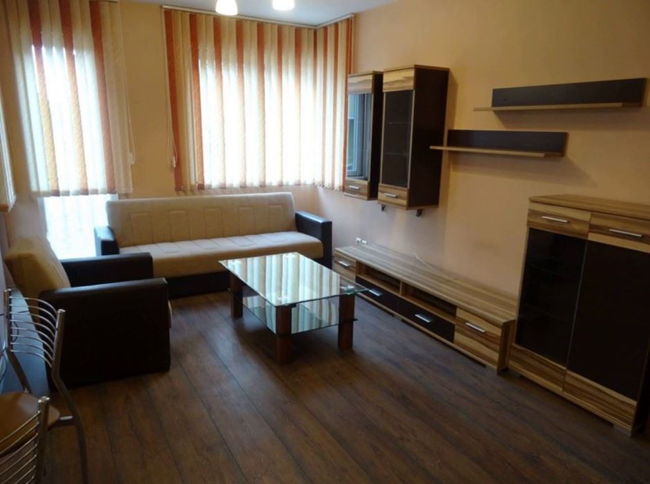 Дава се под наем Тристаен апартамент в София, Редута - 100 кв.м за 698.19 € - Снимка #1