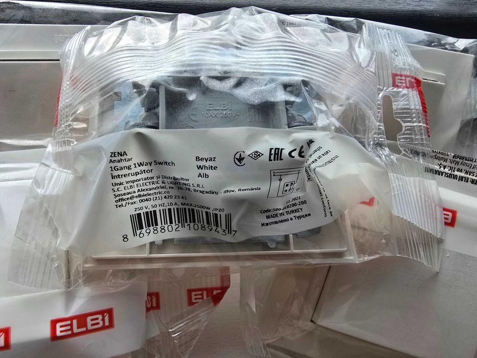 Prize si intrerupatoare Elbi