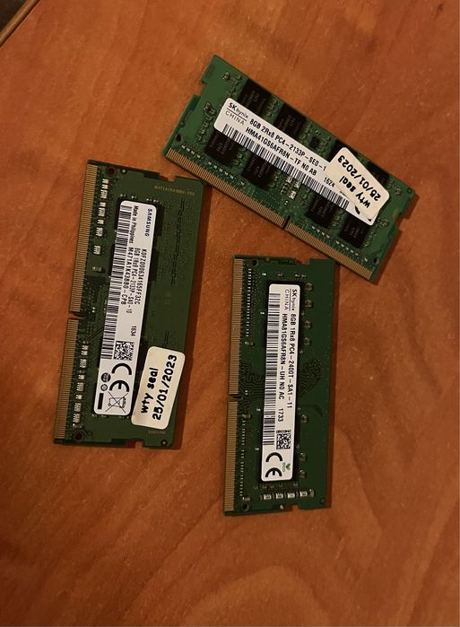 Vand sau schimb memorie RAM