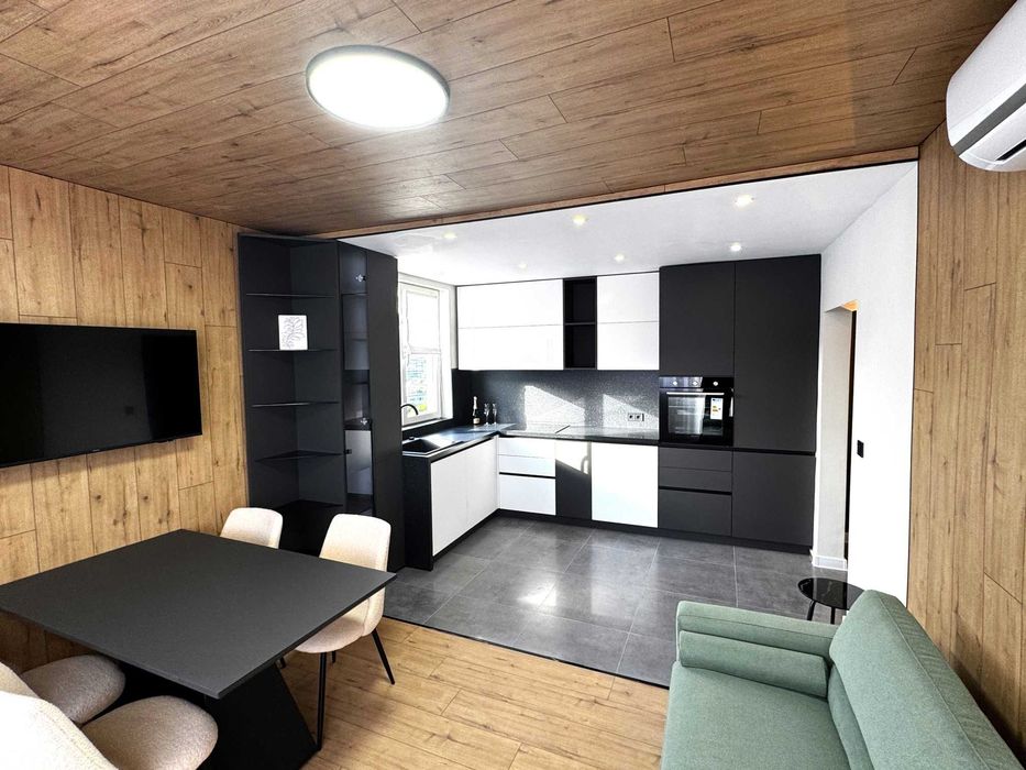 Дава се под наем Тристаен апартамент в София, Гоце Делчев - 75 кв.м за 329900 € - Снимка #4