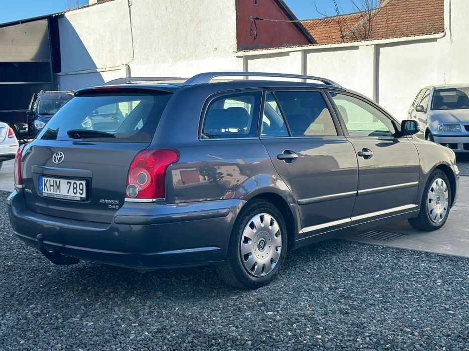 Toyota Avensis 2007 - 2.0 Diesel 126CP - Climatronic