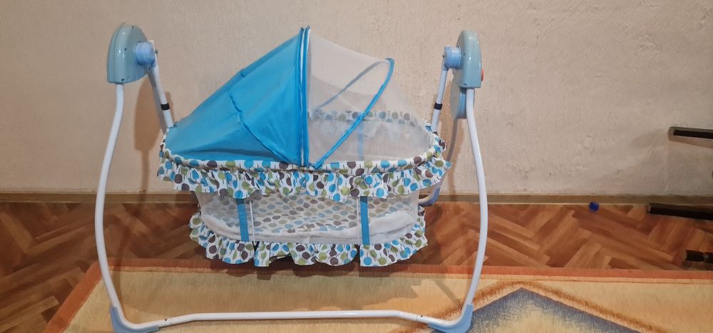 Манежка детская кроватка