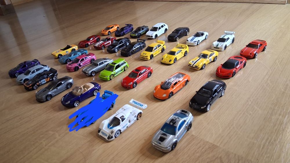 Hot wheels, matchbox, welly, maisto