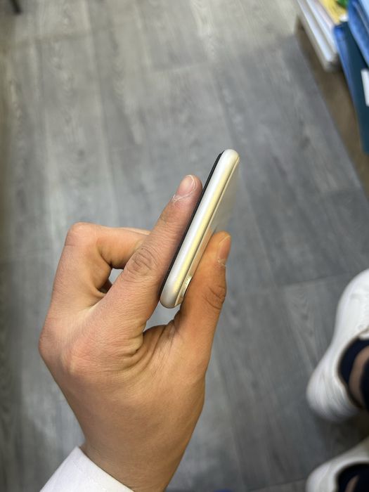 Iphone xr srochno sotladi