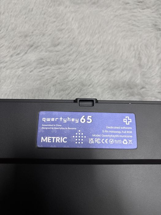 Tastatură qwertykey 65 METRIC (urgent)