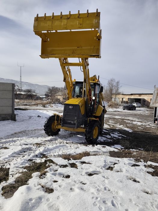 Услуги Эксковатора погрузчика 3в1