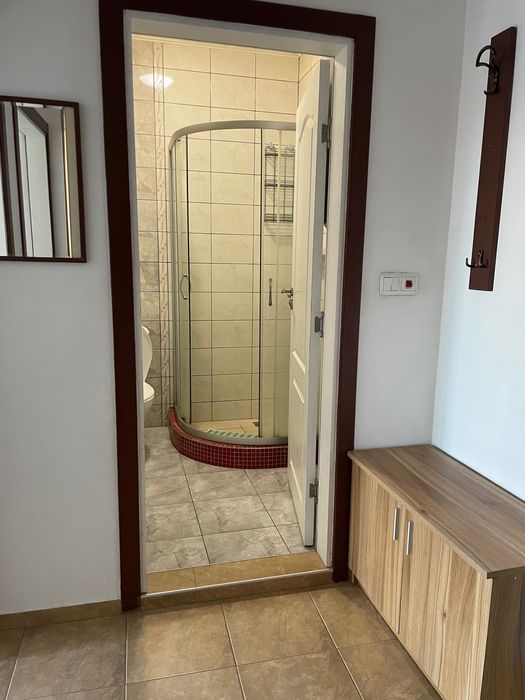 Отдавам под наем двустаен апартамент в затворен комплекс в гр.Всрна кв.Аспатухово