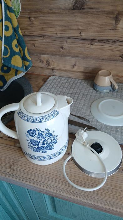 Чайник электрический на запчасти