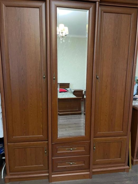 Спальный гарнитур