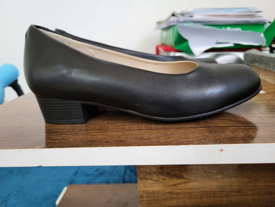 Женский туфли сатылады размер 36