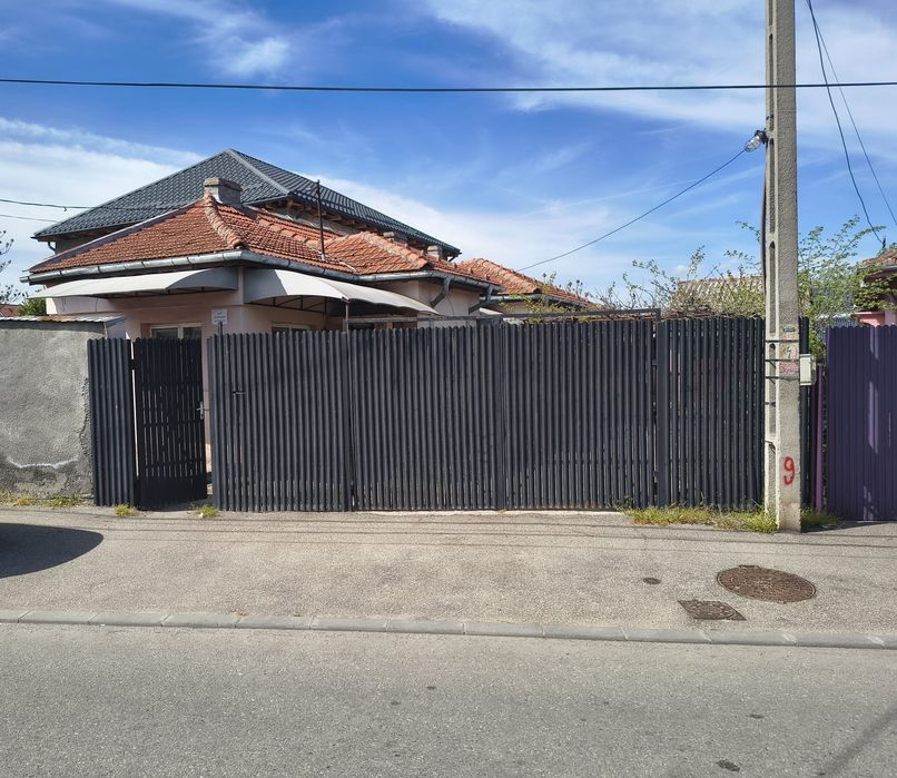 Casa de vanzare.