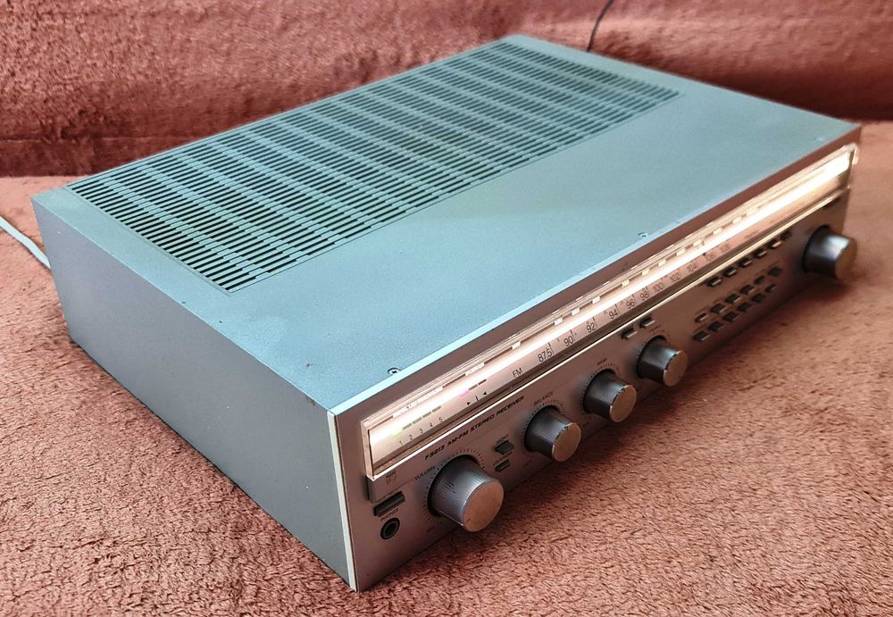 Philips F-5213 amplituner vitange 2X55W pa 8 Ohm