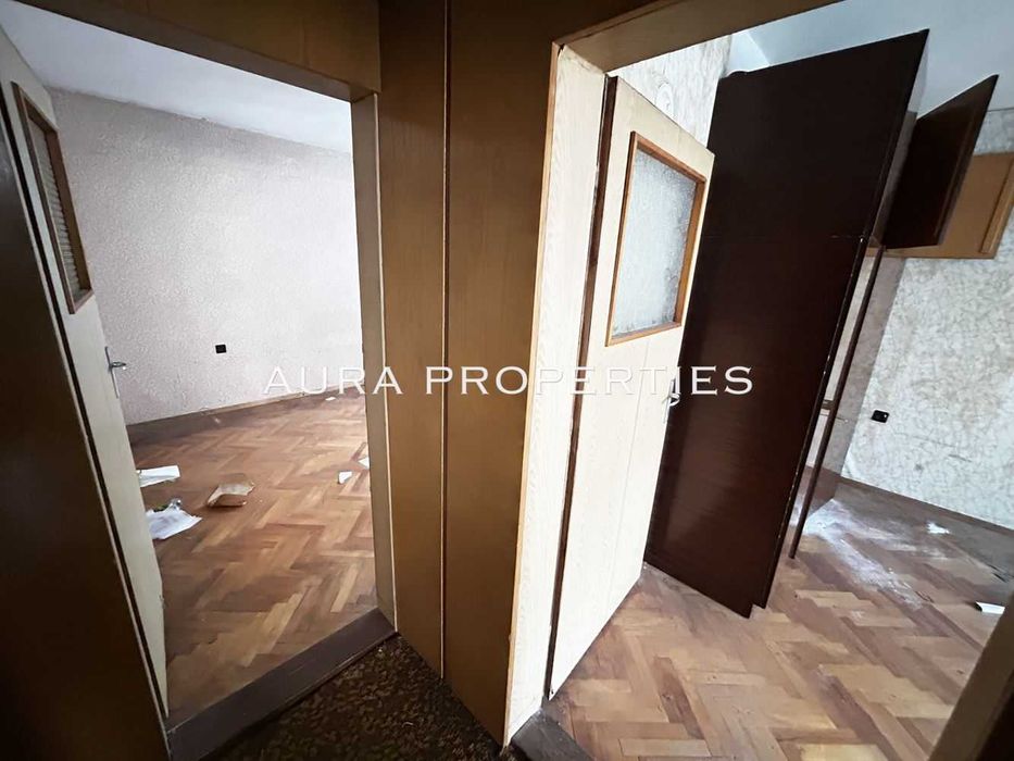 Продава се Многостаен апартамент в Разград, Варош - 100 кв.м за 1377 €/кв.м - Снимка #10