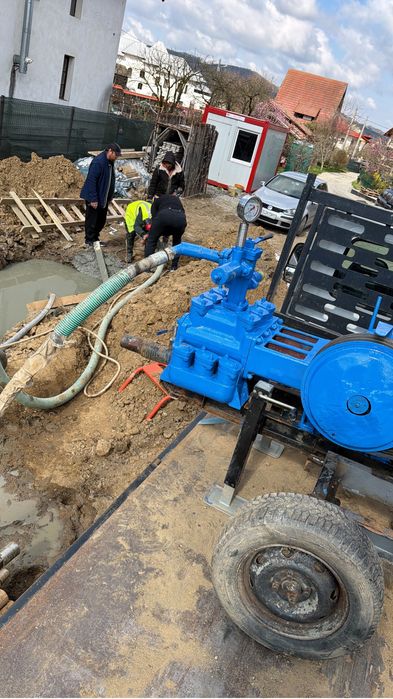 Utilaj de foraj 300 m