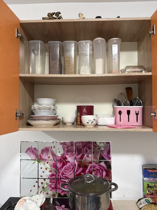 Гарнитур с холодильником срочно