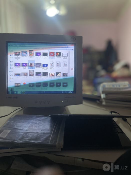 Asuss noutbook sotiladi sostoyaniya juda zor