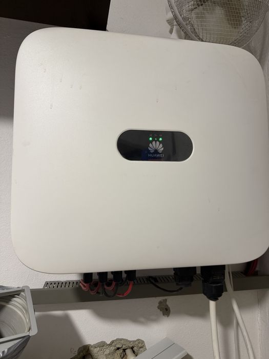 Vand doar invertor Huawei monofazat de 6 Kw