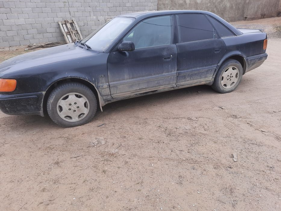 Продаю AUDI 100 2.3