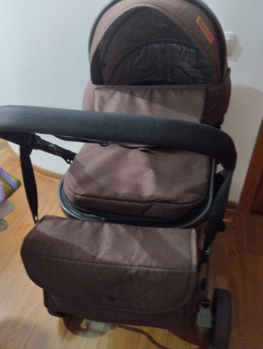 Детская коляска.