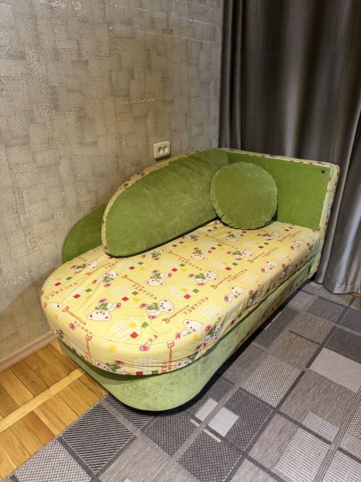 Диван-тахта для ребенка (раздвижной)