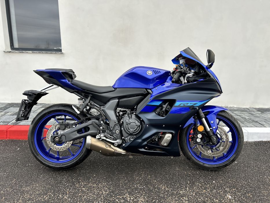 Yamaha R7 2025 (2000km) A2 35kw